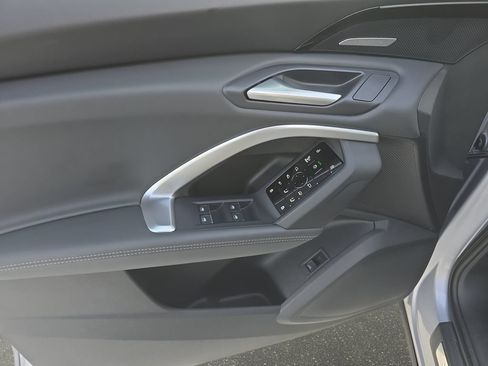 Certified 2025 Audi Q5 Premium w/ Premium Plus AWD/4WD image 23