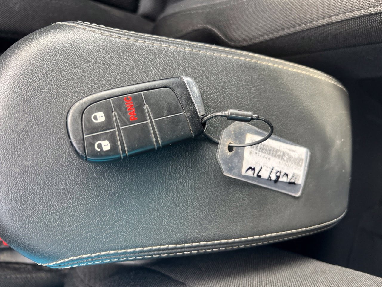 Used 2023 Jeep Renegade Latitude AWD/4WD image 23