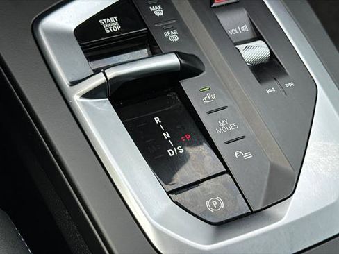 Used 2025 BMW M235i xDrive w/ M Performance Package image 20