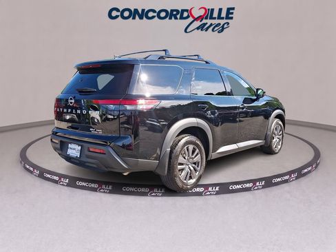 Certified 2024 Nissan Pathfinder SV AWD/4WD image 7
