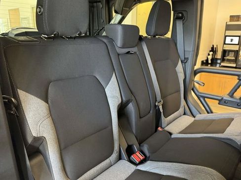 New 2025 Ford Bronco 4-Door image 19