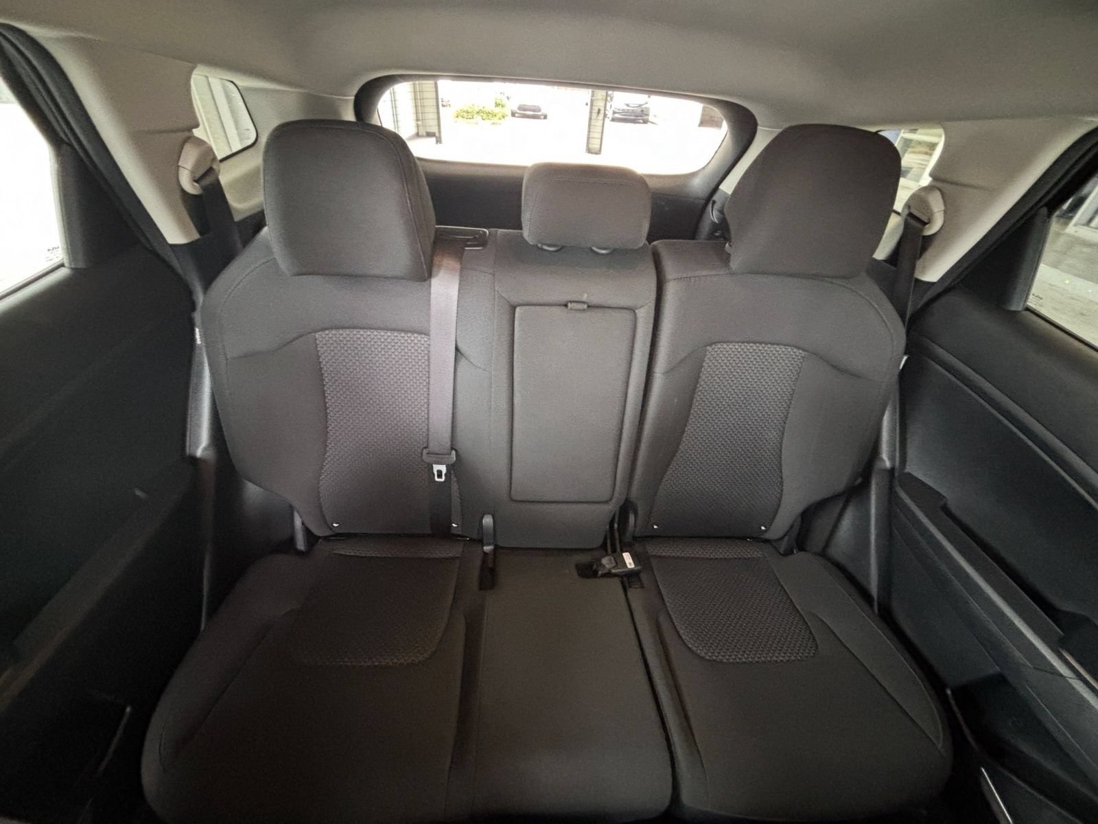 Used 2026 Kia Sportage LX FWD image 37