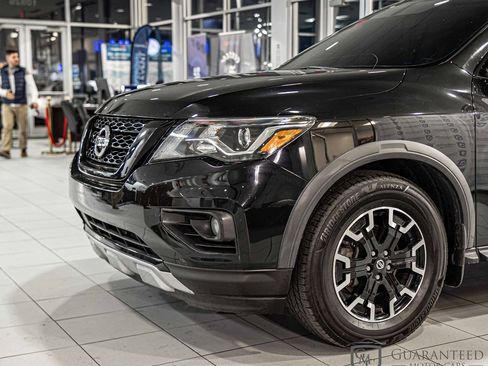 Used 2020 Nissan Pathfinder SV w/ Rock Creek Edition image 5
