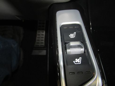 Used 2022 Kia Sorento SX Prestige w/ Panoramic Sunroof Package image 28