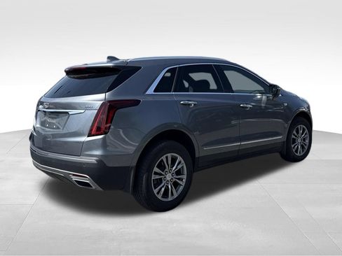 Used 2021 Cadillac XT5 Premium Luxury w/ LPO, Floor Liner Package FWD image 4