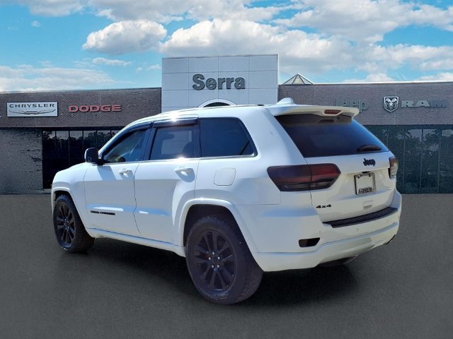 Used 2018 Jeep Grand Cherokee Altitude AWD/4WD image 5