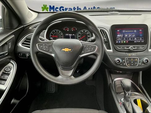 Used 2024 Chevrolet Malibu LT image 8