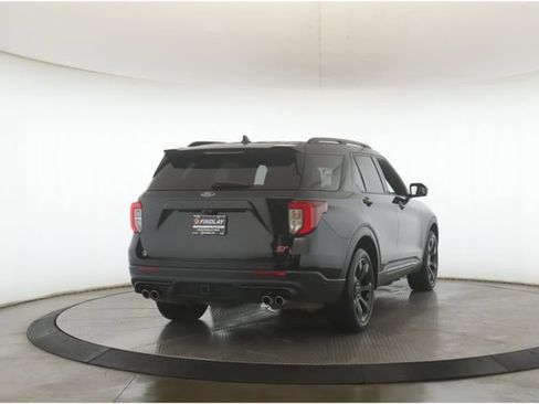 Used 2020 Ford Explorer ST w/ ST Street Pack image 7