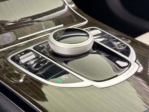 Used 2018 Mercedes-Benz C 300 Sedan image 21