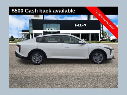 New 2026 Kia K4 FWD image 1