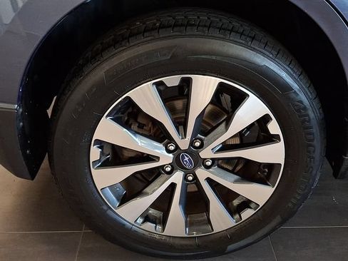 Used 2015 Subaru Outback 3.6R Limited AWD/4WD image 7