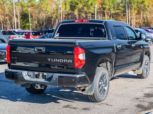 Used 2021 Toyota Tundra SR5 w/ Trail Edition image 8