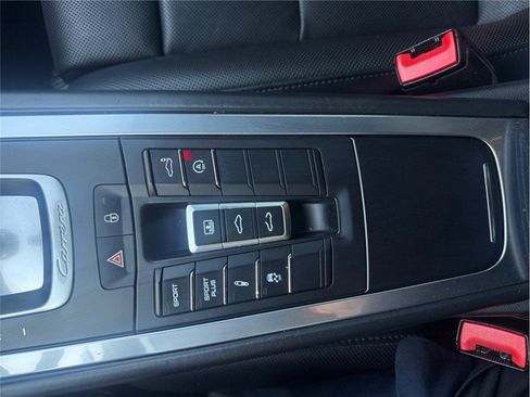 Used 2014 Porsche 911 Carrera 4S AWD/4WD image 20