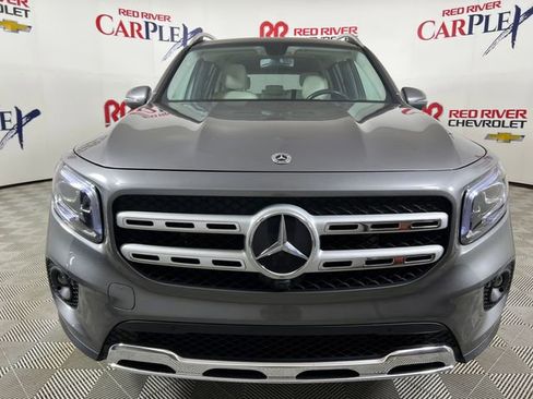 Used 2021 Mercedes-Benz GLB 250 image 2