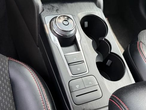 Used 2025 Ford Escape ST-Line FWD image 24