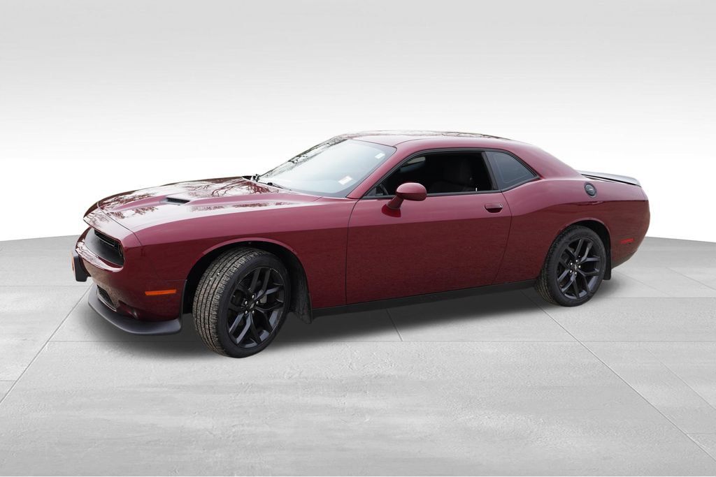 Certified 2022 Dodge Challenger SXT w/ Driver Convenience Group RWD image 10