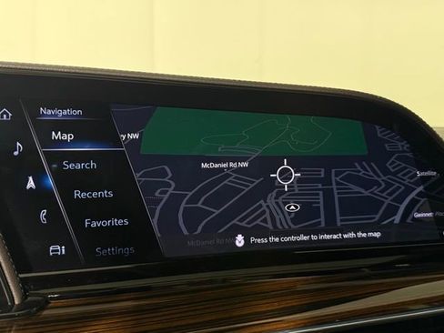 Used 2023 Cadillac Escalade Premium Luxury image 19