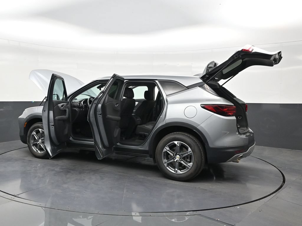 Used 2023 Chevrolet Blazer LT w/ LPO, Floor Liner Package FWD image 30