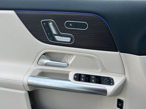 New 2026 Mercedes-Benz GLA 250 4MATIC image 11