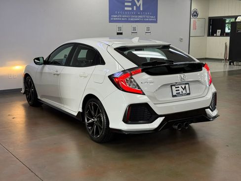 Used 2018 Honda Civic Sport image 5