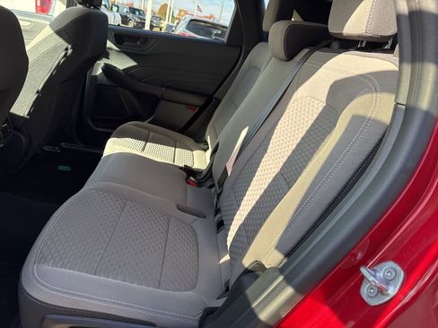 Used 2022 Ford Escape SE w/ Cold Weather Package image 12