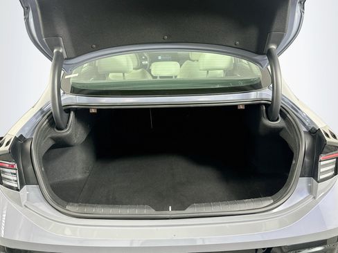 Used 2025 Hyundai Sonata SEL FWD image 30