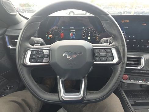 Used 2024 Ford Mustang GT Premium image 12