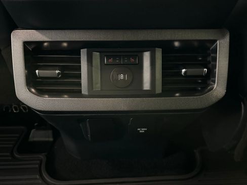 Used 2024 Ford F350 Platinum image 29