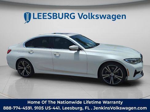 Used 2021 BMW 330i Sedan w/ Premium Package RWD image 2