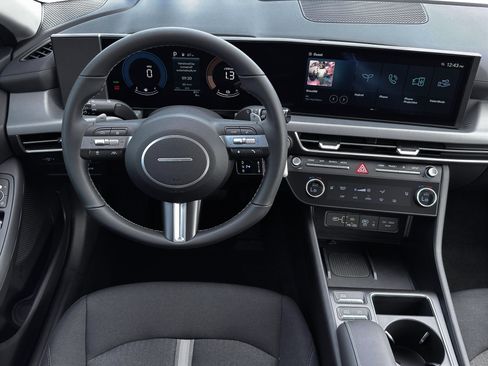 New 2026 Hyundai Sonata SEL FWD image 17