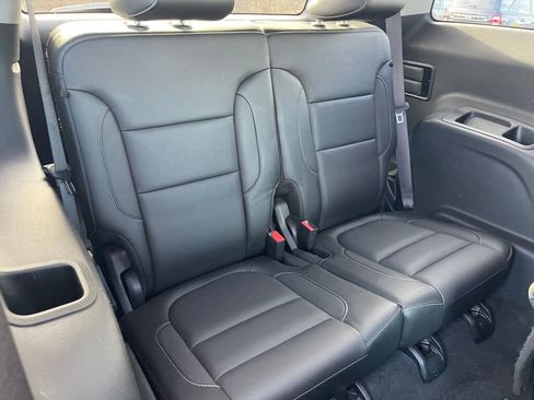 Used 2019 GMC Acadia SLT image 22