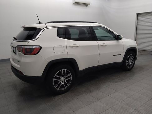 Used 2019 Jeep Compass Latitude w/ Popular Equipment Group FWD image 10
