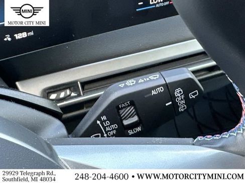 Used 2025 BMW iX M60 image 27