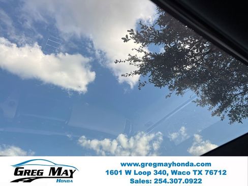 Used 2018 Land Rover Discovery SE image 22