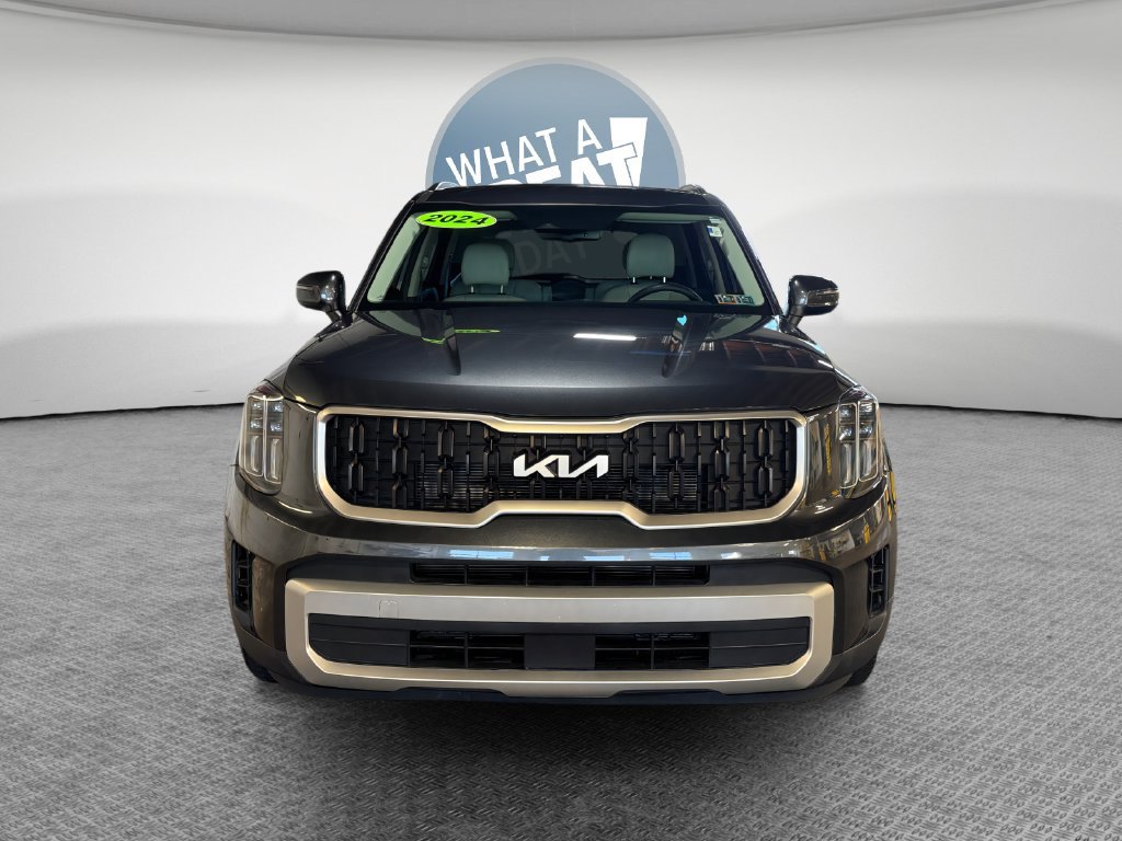 Certified 2024 Kia Telluride EX w/ EX Captain's Chair Package FWD image 9