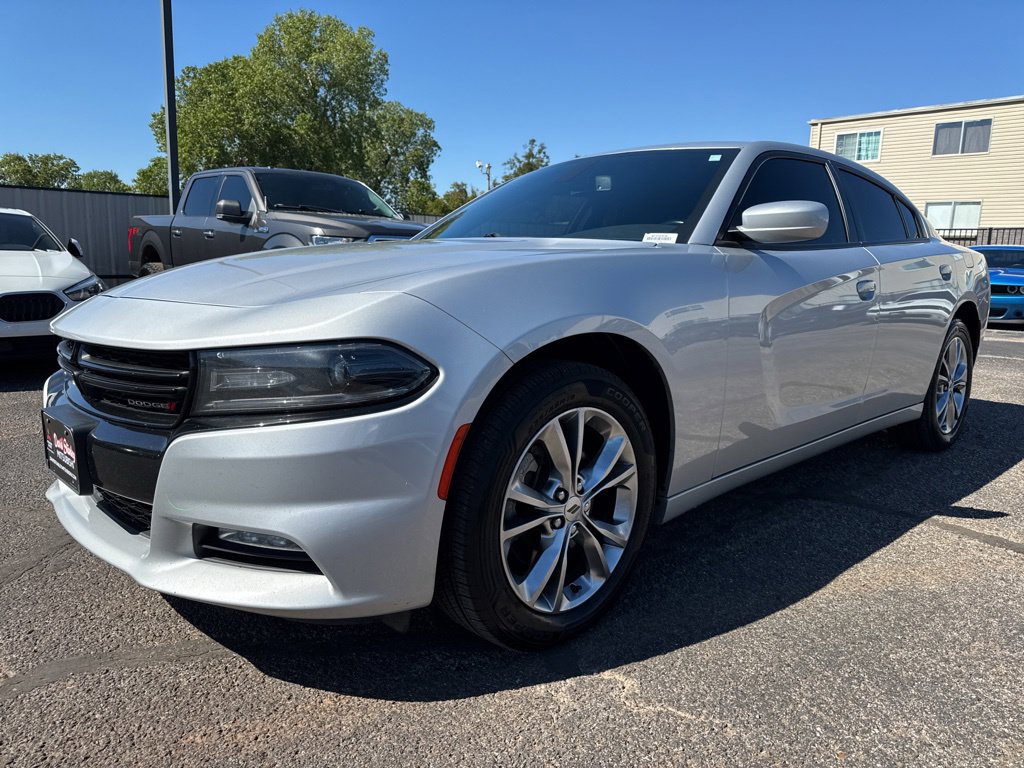 Used 2021 Dodge Charger SXT AWD/4WD image 3