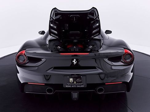 Used 2018 Ferrari 488 Spider RWD image 42