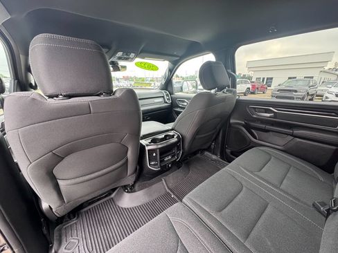 Used 2022 RAM 1500 Big Horn AWD/4WD image 22