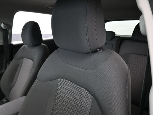 Used 2024 Kia Sportage LX AWD/4WD image 17