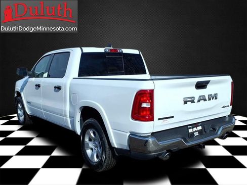 Used 2025 RAM 1500 Big Horn AWD/4WD image 3
