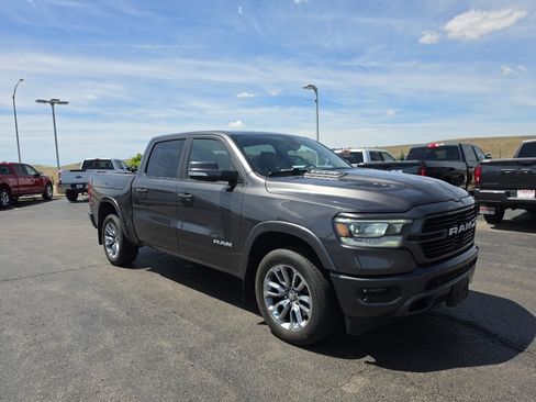 Used 2020 RAM 1500 Laramie w/ Sport Appearance Package AWD/4WD image 3