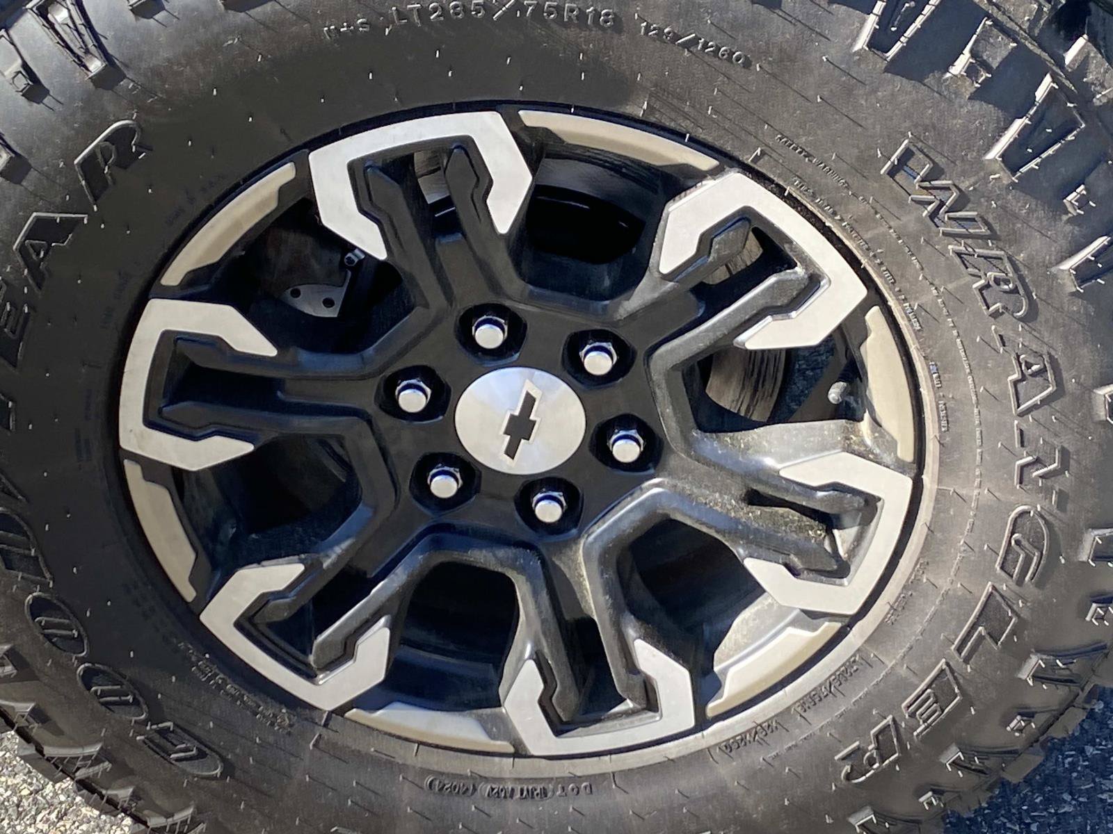 Used 2023 Chevrolet Silverado 1500 ZR2 AWD/4WD image 27