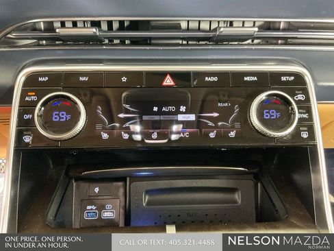 Used 2021 Genesis GV80 3.5T w/ Prestige Package 07 AWD/4WD image 38