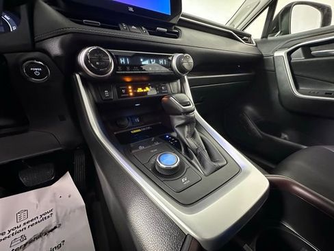 Used 2024 Toyota RAV4 Limited w/ Advanced Technology Package image 31