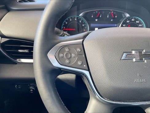 Used 2023 Chevrolet Traverse RS image 23