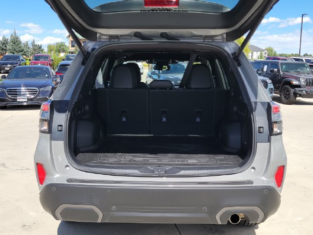 Used 2025 Subaru Forester Limited w/ Popular Package #1 AWD/4WD image 12