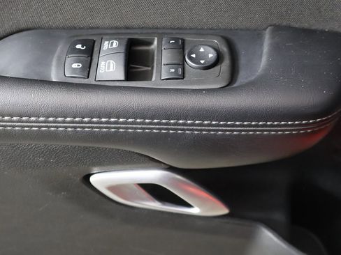 Used 2022 Dodge Challenger GT image 24