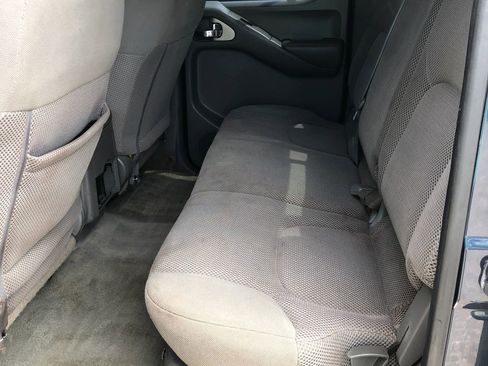 Used 2016 Nissan Frontier SV w/ SV Value Truck Package RWD image 14