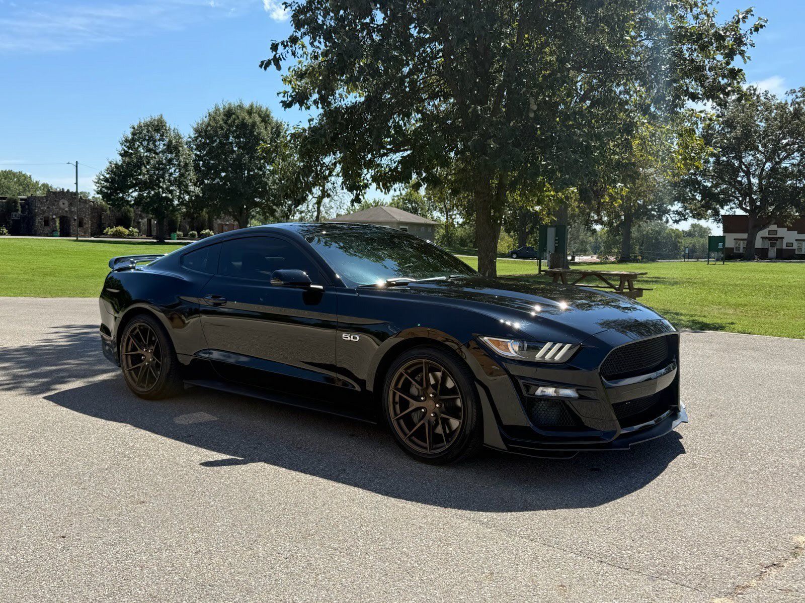 Used 2015 Ford Mustang GT Premium w/ Equipment Group 401A RWD image 5