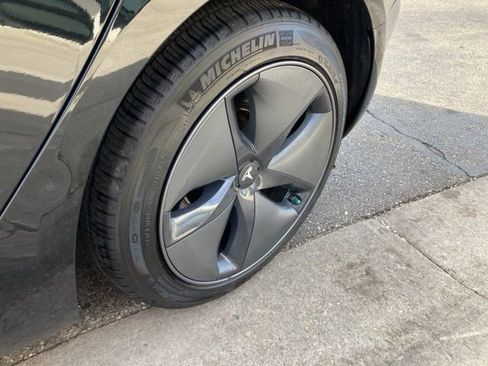 Used 2020 Tesla Model 3 Long Range image 35